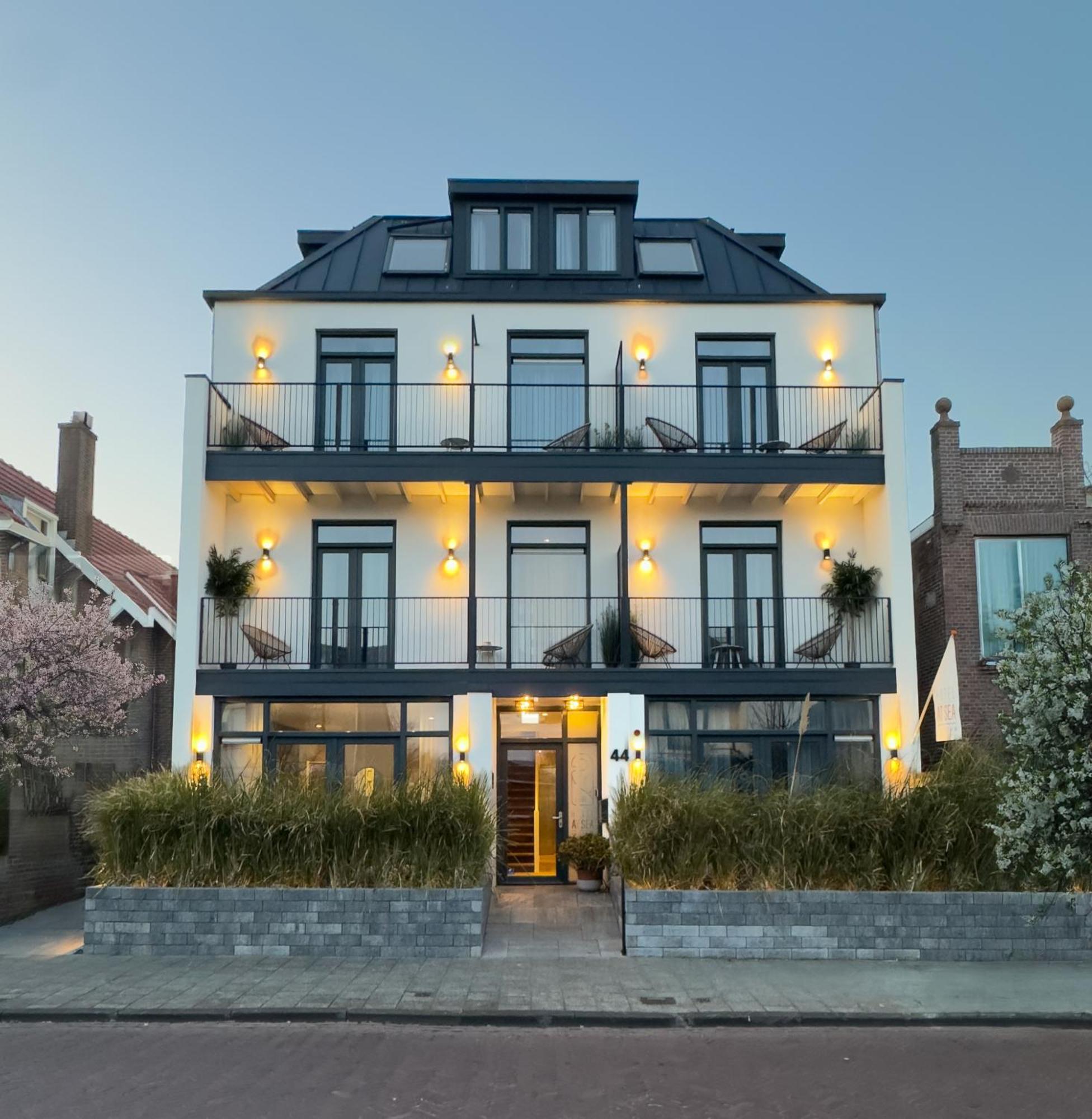 Boutique Hotel At Sea Zandvoort Exterior foto